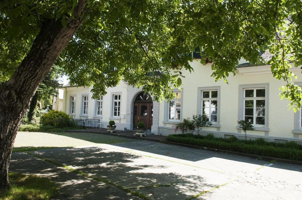 Karolingerhof - Mosel Hotel Krov Luaran gambar